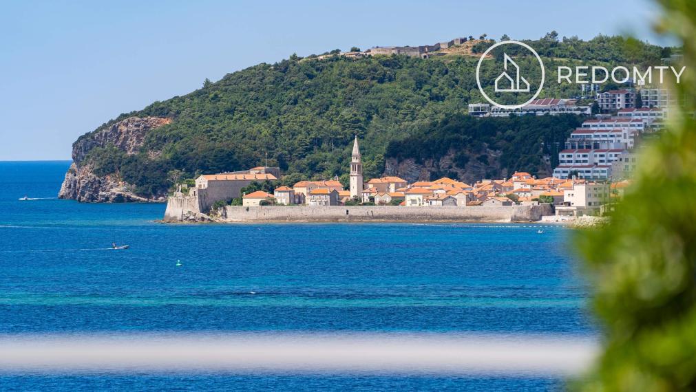 Luxusný strešný byt s terasami, s výhľadom na more, Dukley Gardens, Budva, Čierna Hora