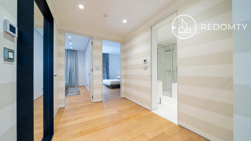 Luxusný strešný byt s terasami, s výhľadom na more, Dukley Gardens, Budva, Čierna Hora