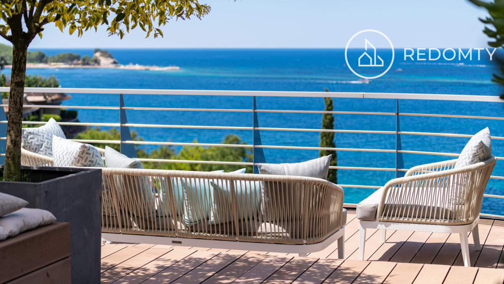 Luxusný strešný byt s terasami, s výhľadom na more, Dukley Gardens, Budva, Čierna Hora