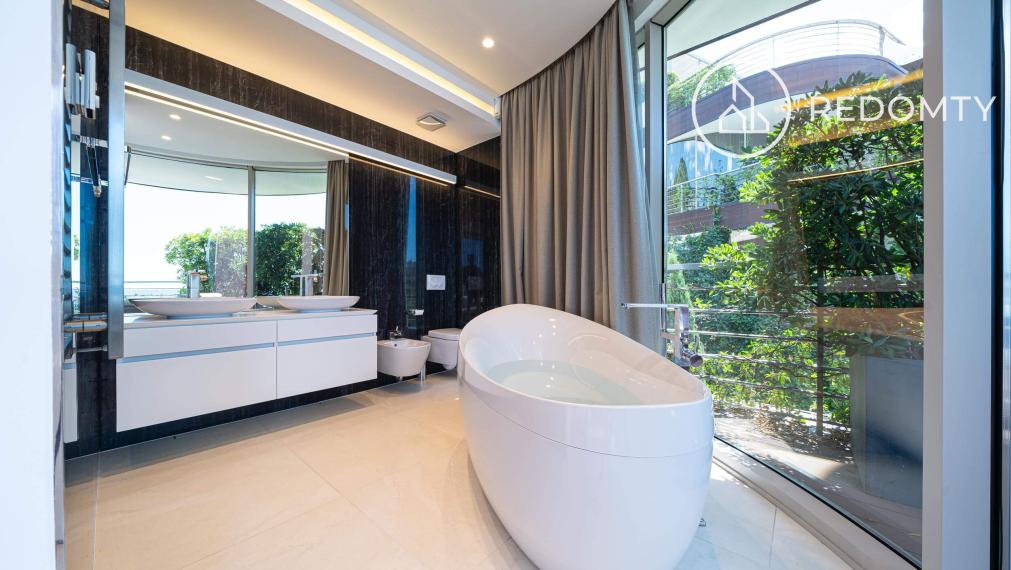 Luxusný strešný byt s terasami, s výhľadom na more, Dukley Gardens, Budva, Čierna Hora