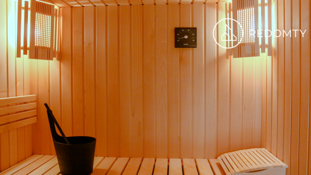 Luxusná vila s bazénom a výhľadom na more, Blizikuce, Čierna Hora