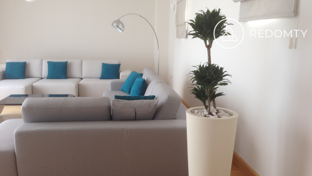 Luxusná vila s bazénom a výhľadom na more, Blizikuce, Čierna Hora