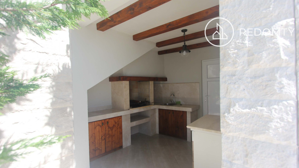 Luxusná vila s bazénom a výhľadom na more, Blizikuce, Čierna Hora