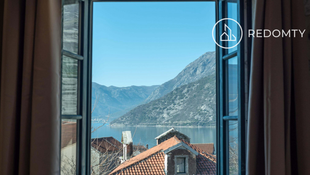 Mini hotel s bazénom Risan, Čierna Hora