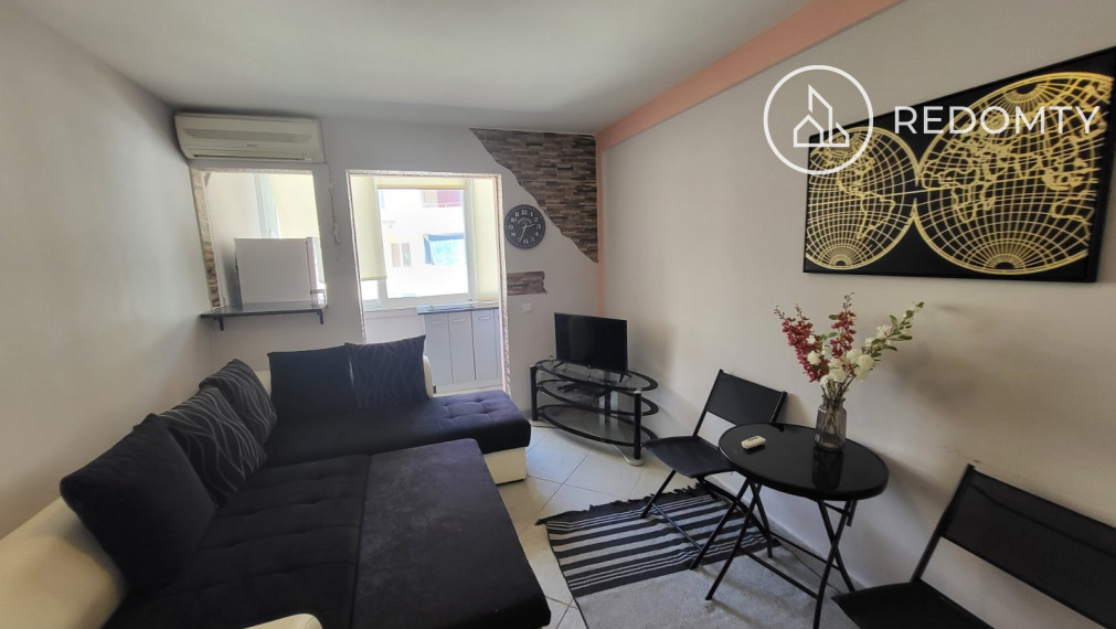 Garsónka na predaj v blízkosti mora v Bečići, Čierna Hora