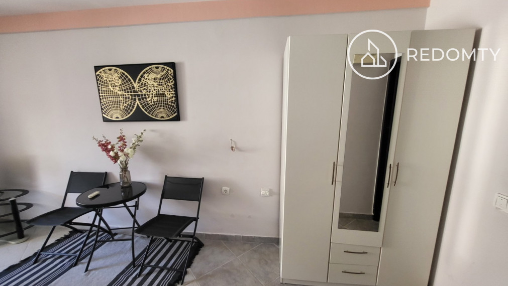 Garsónka na predaj v blízkosti mora v Bečići, Čierna Hora