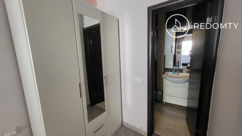 Garsónka na predaj v blízkosti mora v Bečići, Čierna Hora