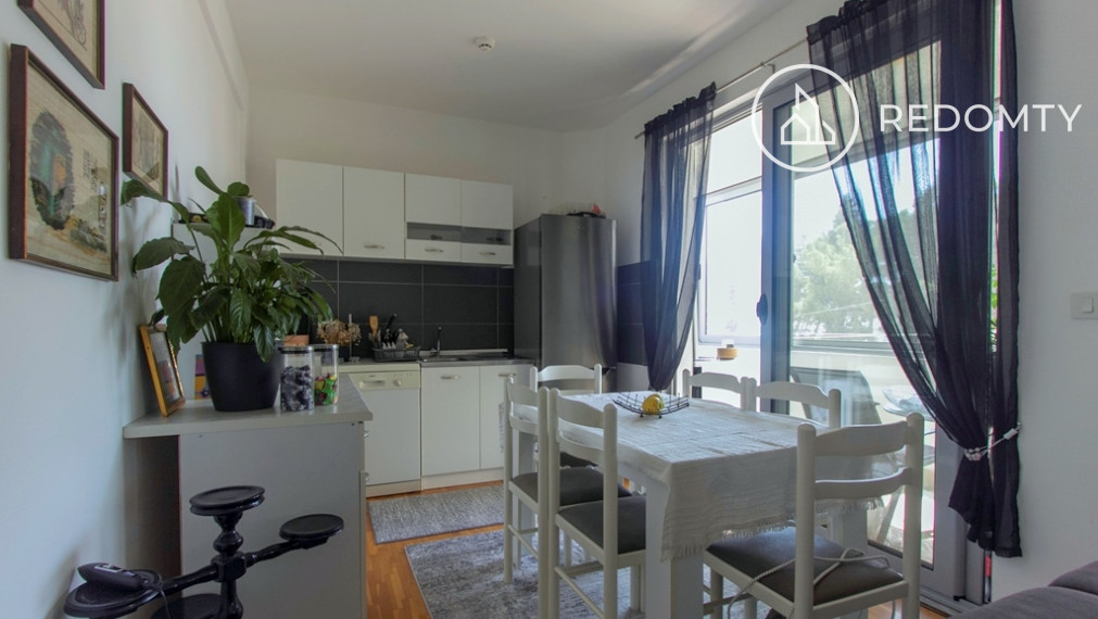 Predaj 2,5 izbový byt v Ulcinj s výhľadom na more, Čierna Hora