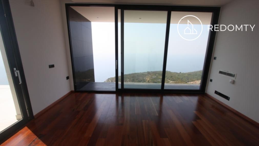 Exkluzívna vila s nádherným výhľadom na more v Krimovici, Čierna Hora