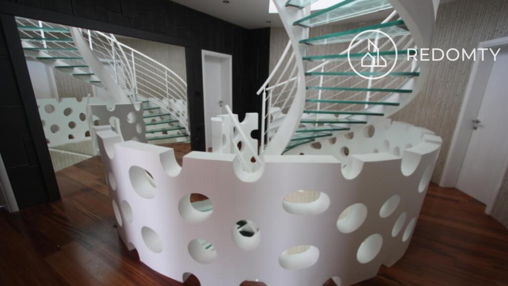 Exkluzívna vila s nádherným výhľadom na more v Krimovici, Čierna Hora