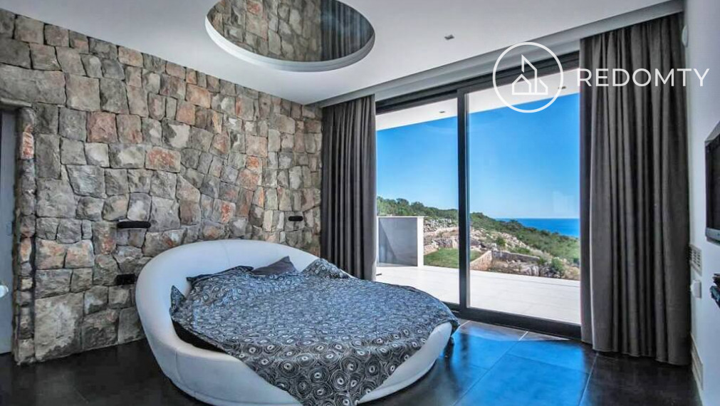 Exkluzívna vila s nádherným výhľadom na more v Krimovici, Čierna Hora