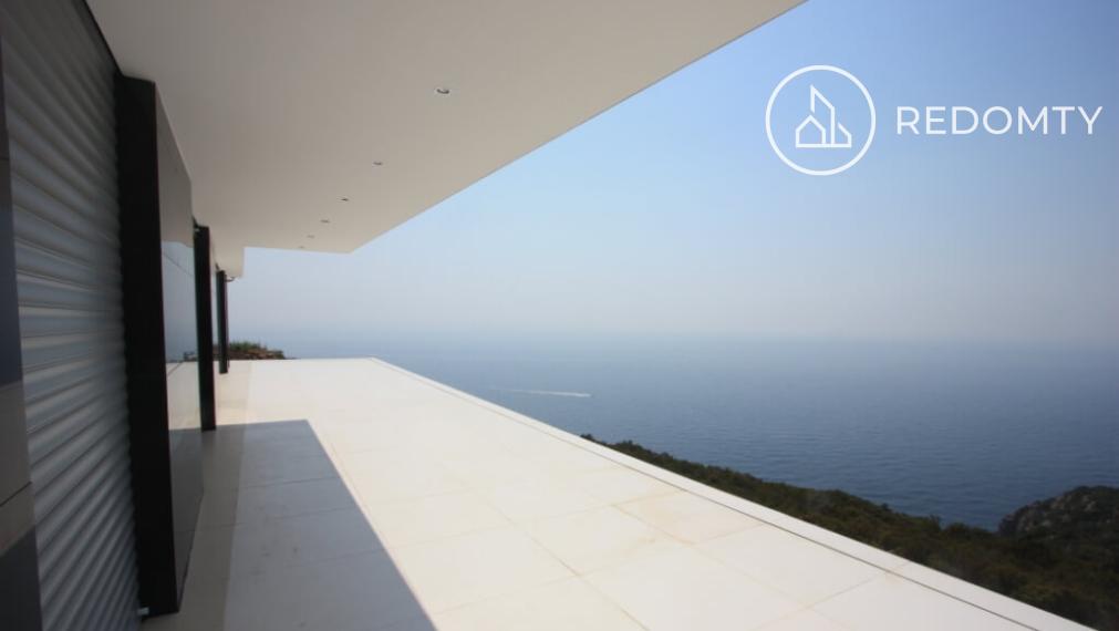 Exkluzívna vila s nádherným výhľadom na more v Krimovici, Čierna Hora