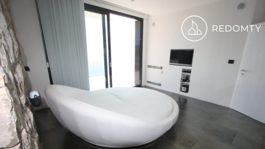 Exkluzívna vila s nádherným výhľadom na more v Krimovici, Čierna Hora