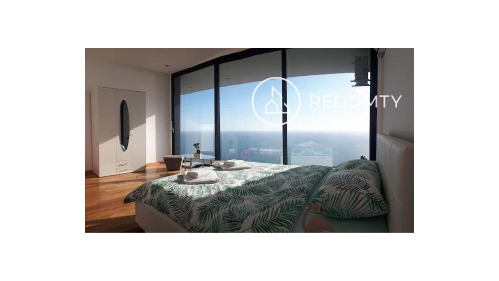 Exkluzívna vila s nádherným výhľadom na more v Krimovici, Čierna Hora