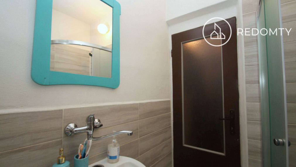 Predaj chalupa/rodinný dom, Pohronská Polhora s potôčikom