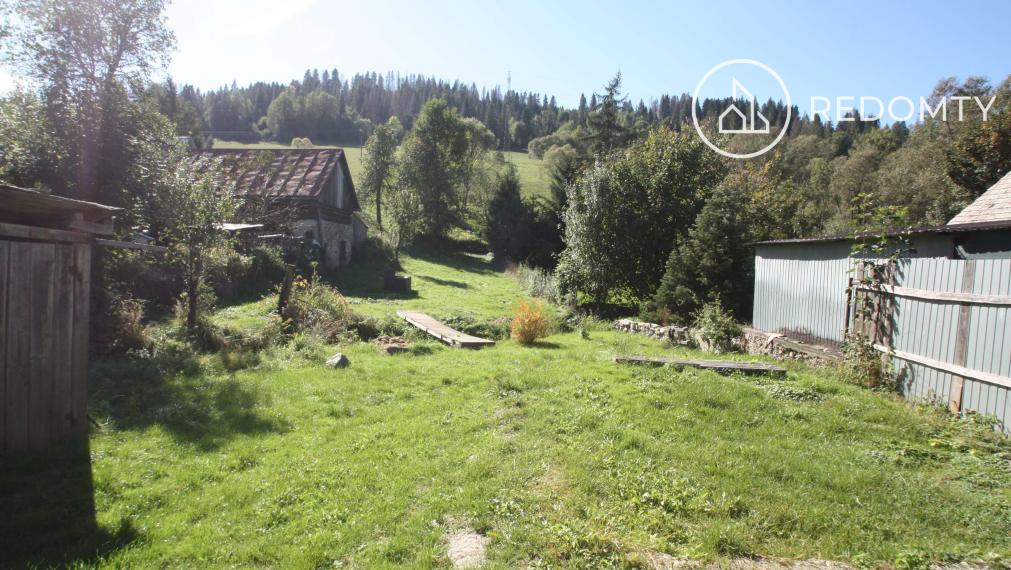 Predaj chalupa/rodinný dom, Pohronská Polhora s potôčikom