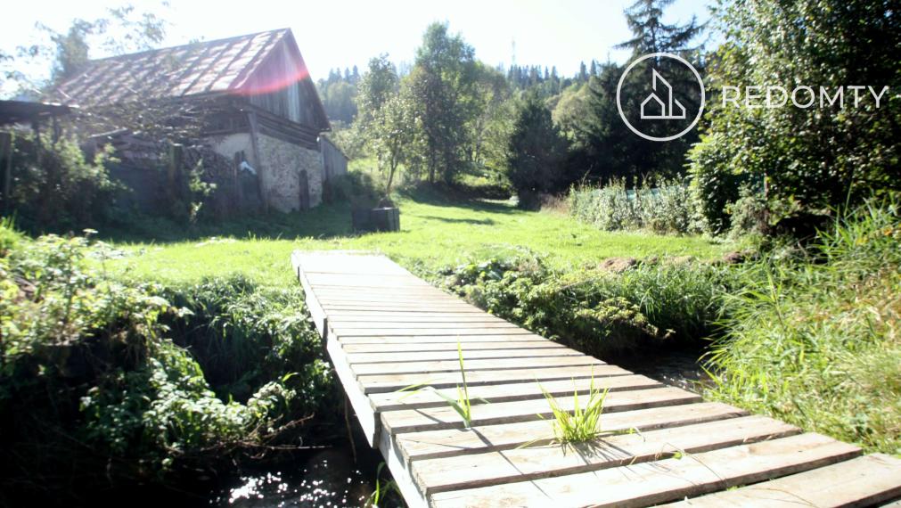 Predaj chalupa/rodinný dom, Pohronská Polhora s potôčikom