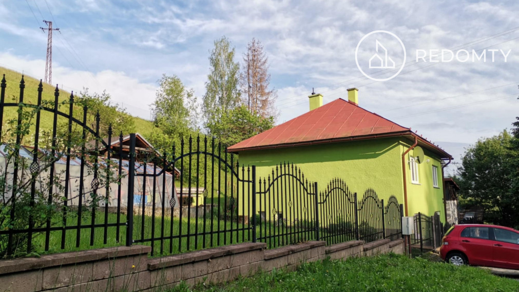 Prenájom rodinného domu pre firmu – vhodné pre ubytovanie zamestnancov, Sekurisova Brezno