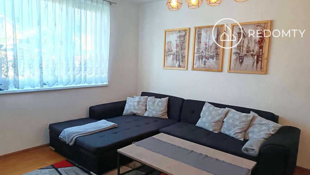 Predaj 2 izbového zrekonštruovaného zariadeného tehlového bytu, Dolná Lehota, na krok od Krpáčova