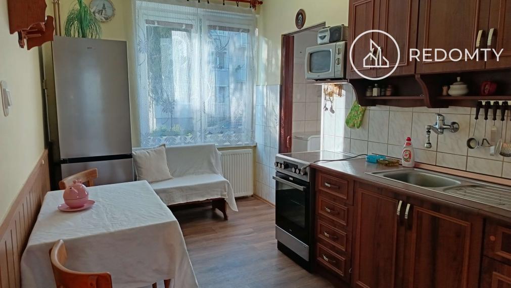 REZERVOVANÉ Predaj 3 izbového bytu v tehlovom dome, 75,95 m2 vo Valaskej