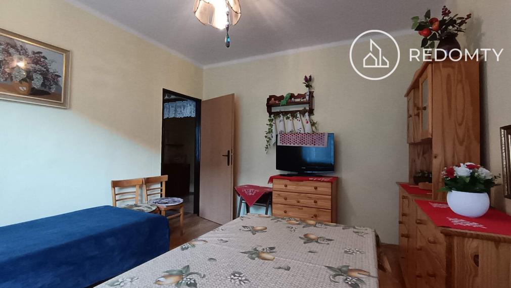 REZERVOVANÉ Predaj 3 izbového bytu v tehlovom dome, 75,95 m2 vo Valaskej