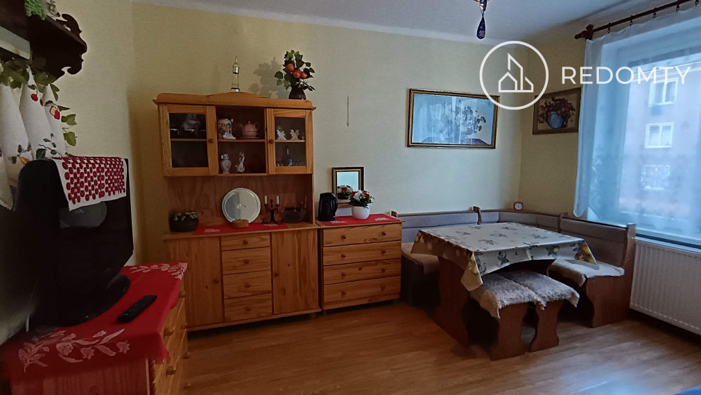 REZERVOVANÉ Predaj 3 izbového bytu v tehlovom dome, 75,95 m2 vo Valaskej