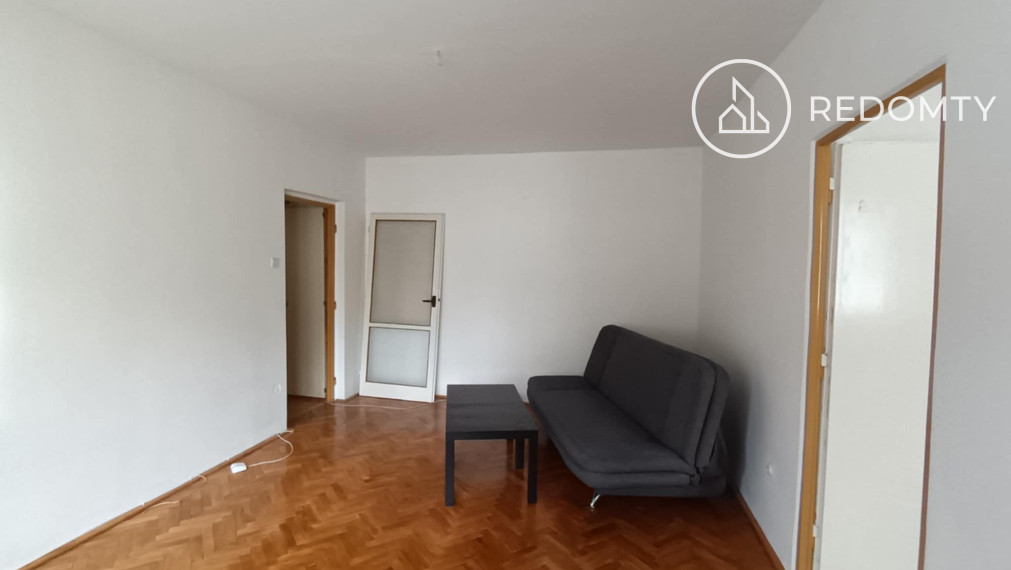 Prenájom 2 izbový byt, 49,26 m2 Nálepkova, Brezno