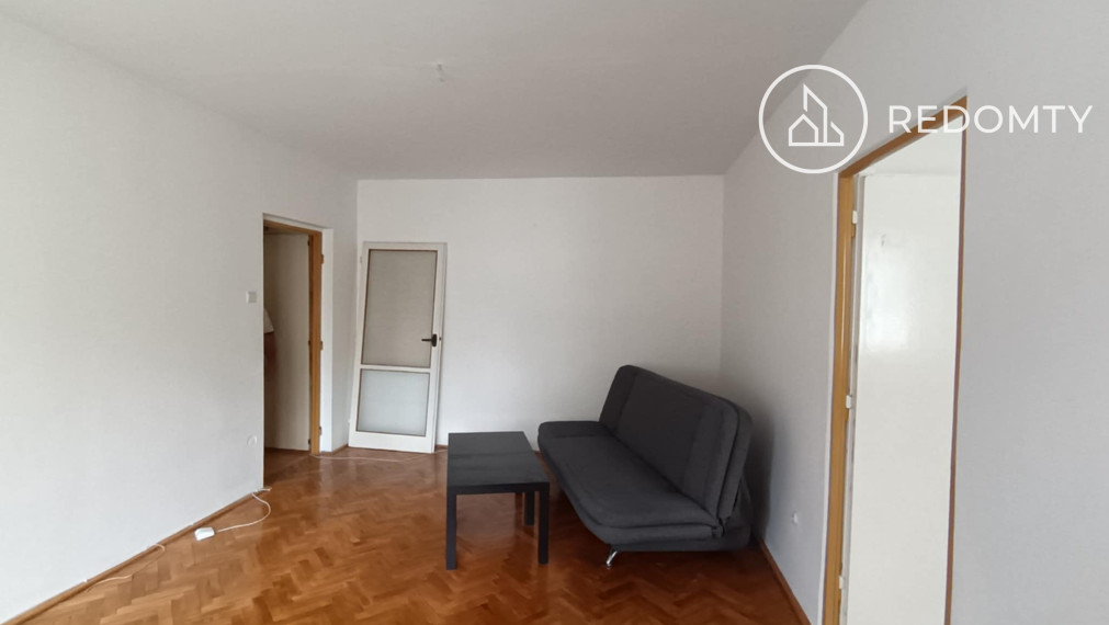 Prenájom 2 izbový byt, 49,26 m2 Nálepkova, Brezno