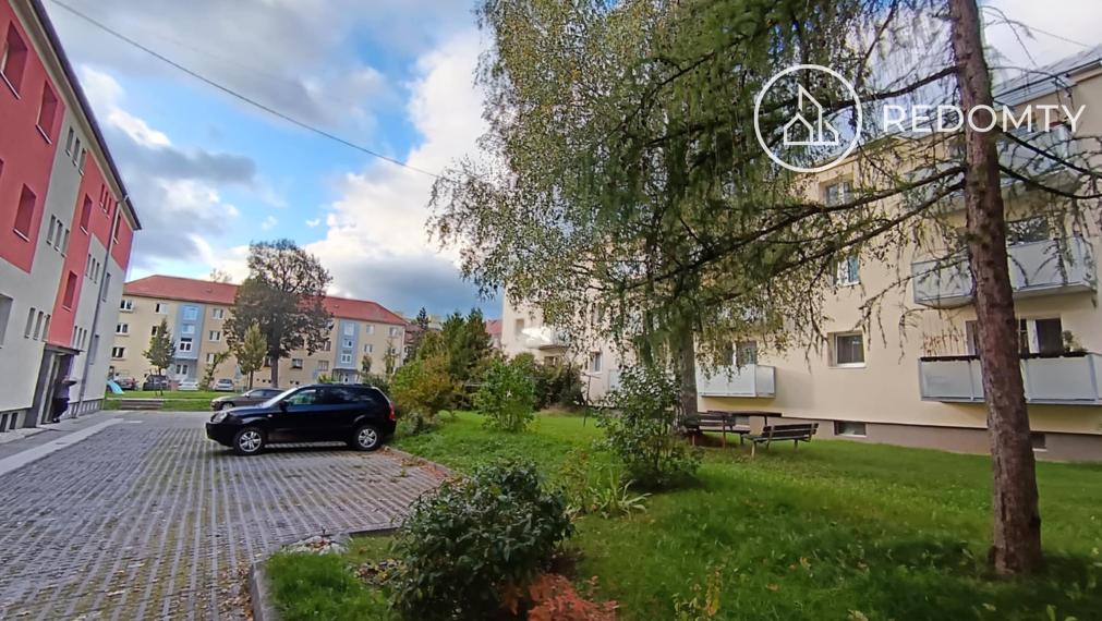 REZERVOVANÉ Predaj 3 izbový tehlový byt s balkónom, 78 m2 centrum Brezno