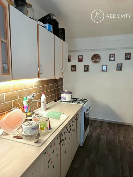 REZERVOVANÉ Predaj 3 izbový tehlový byt s balkónom, 78 m2 centrum Brezno