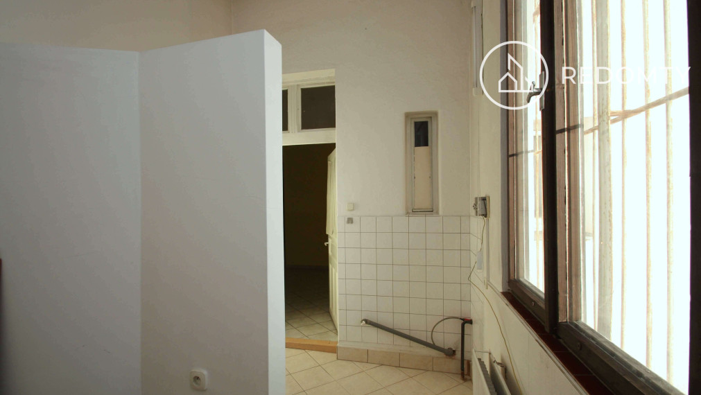 Prenájom priestorov  na 1. poschodí Dom Módy na Nám. gen. M. R. Štefánika v Brezne