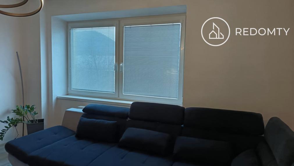 Prenájom 2 izbového zrekonštruovaného zariadeného bytu, Valaská