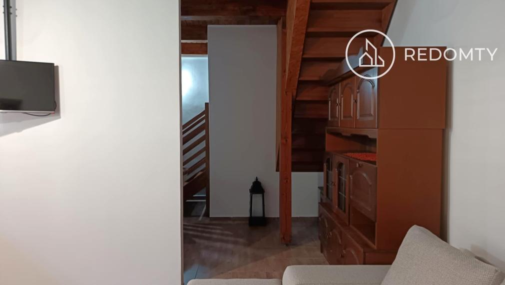 Prenájom 1 izbového bytu Hronec