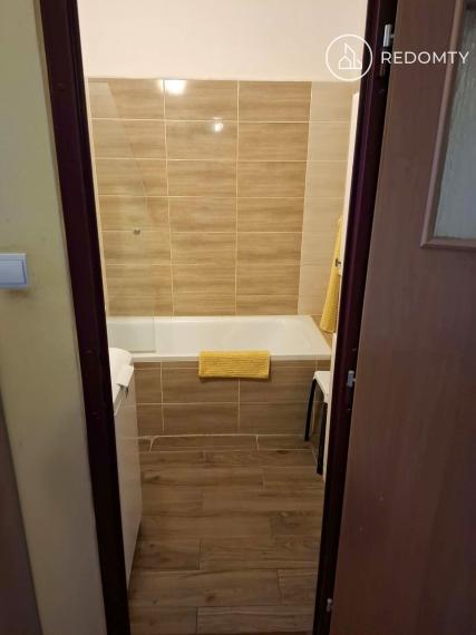 Prenájom 3 izbový byt, MNKV, zariadený Javorová, Podlavice, Banská Bystrica