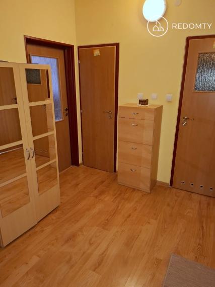 Prenájom 3 izbový byt, MNKV, zariadený Javorová, Podlavice, Banská Bystrica