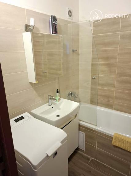 Prenájom 3 izbový byt, MNKV, zariadený Javorová, Podlavice, Banská Bystrica