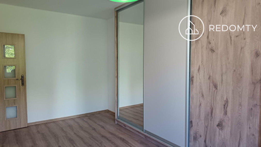 Prenájom 2 izb. zrekonštr. bytu s balkónom, Krčulova, Brezno