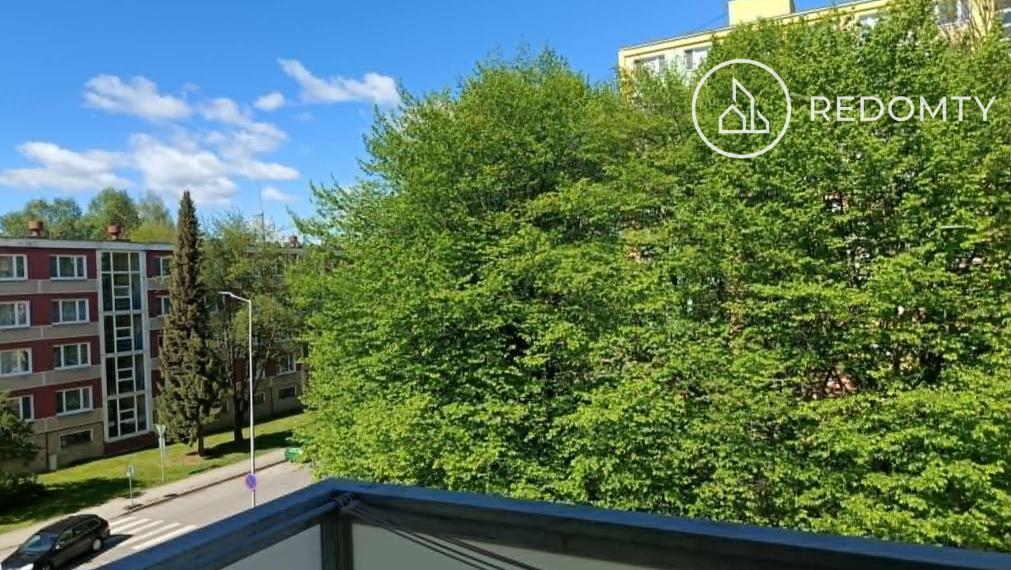 Prenájom 2 izb. zrekonštr. bytu s balkónom, Krčulova, Brezno