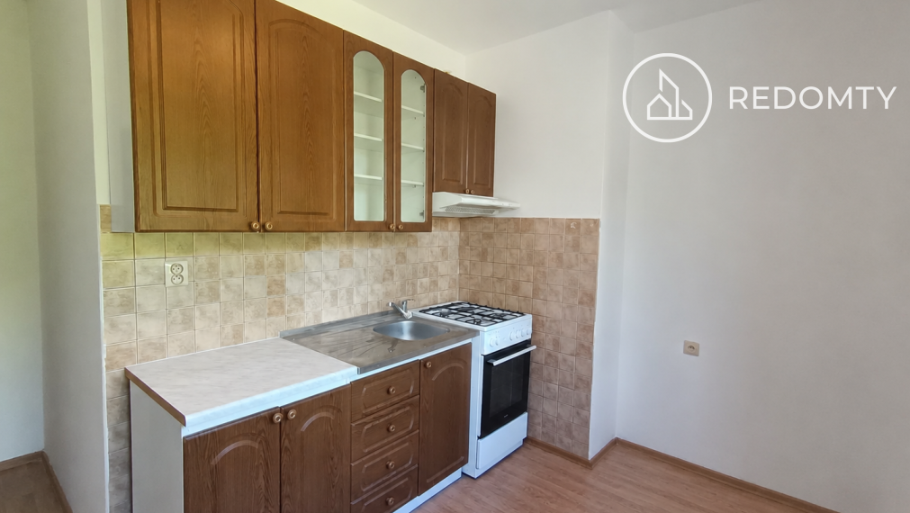 Prenájom 2 izb. zrekonštr. bytu s balkónom, Krčulova, Brezno