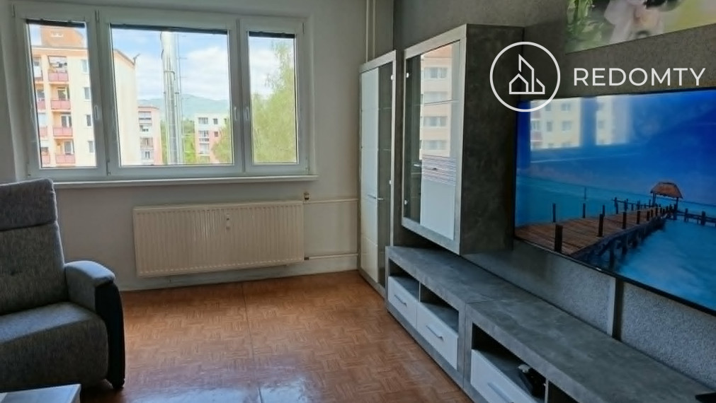 Na prenájom 3 izbový byt na Mazorníkove, Brezno