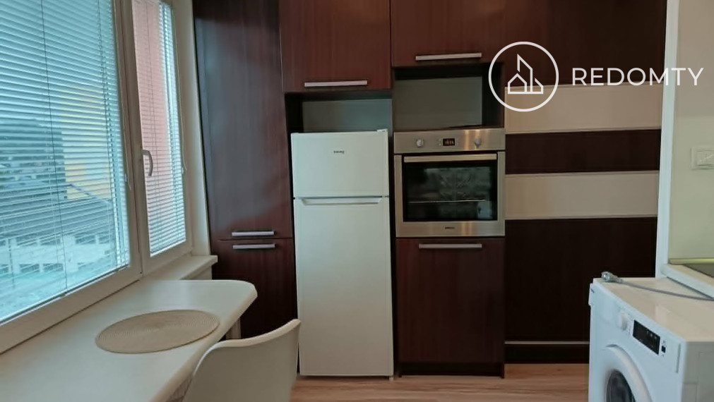 PRENAJATÉ Prenájom 1 izbový byt - Brezno, Rázusova, zrekonštruovaný, zariadený