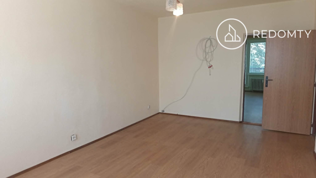 Predaj 2 izbového bytu s balkónom po čiastočnej rekonštrukcií v Závadke nad Hronom