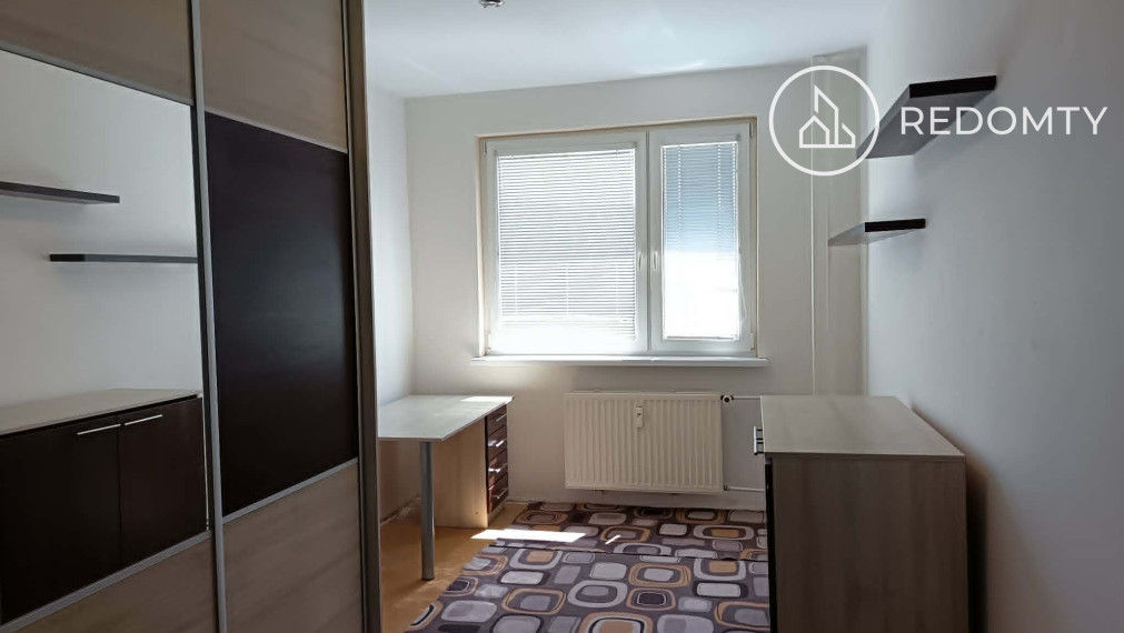 Prenájom 2 izbového bytu s lódžiou a výťahom, 49,84 m2 MPČĽ, Brezno