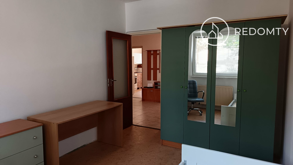 Prenájom 3 izbového bytu s loggiou, Sitnianska, Banská Bystrica