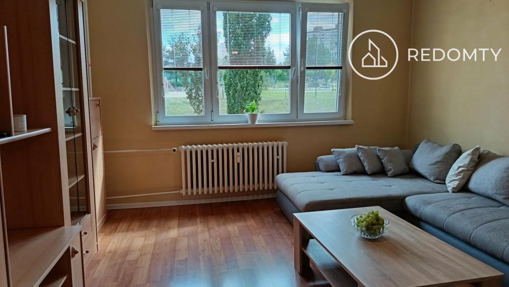 Prenájom 2 izbový byt, MPČĽ, Brezno, s loggiou, zariadený