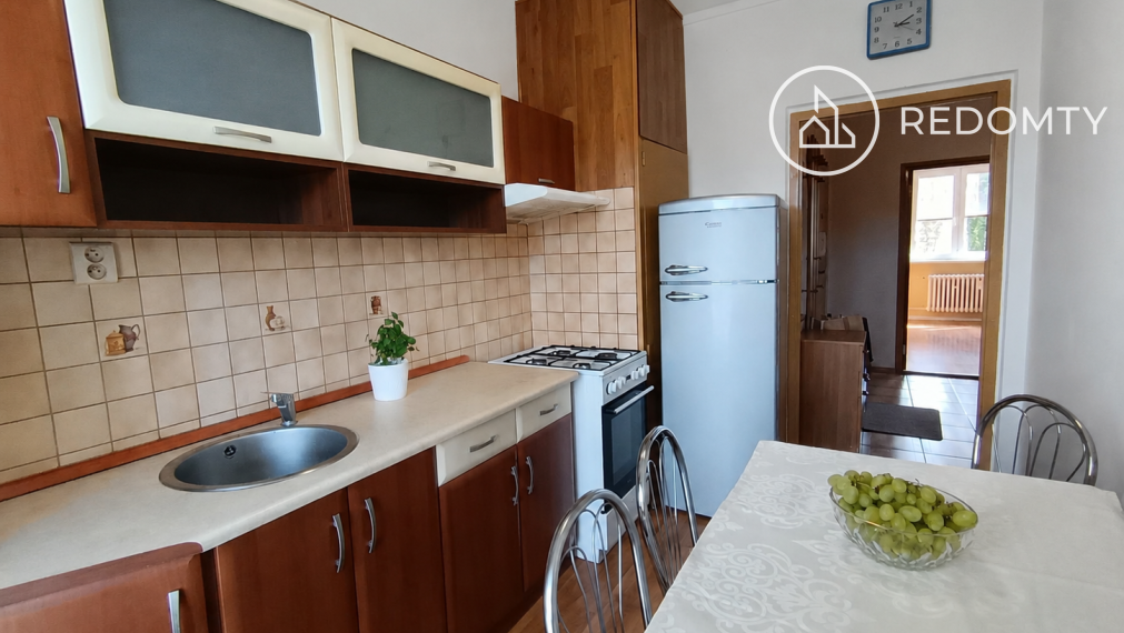 Prenájom 2 izbový byt, MPČĽ, Brezno, s loggiou, zariadený