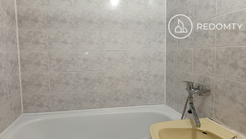 Prenájom 2 izbový byt, 49,26 m2 Nálepkova, Brezno