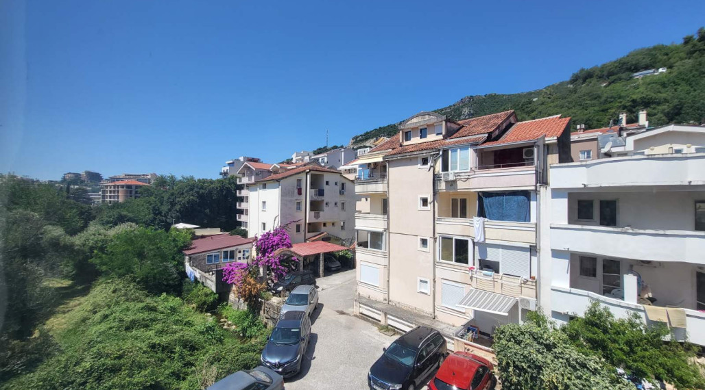 Garsónka na predaj v blízkosti mora v Bečići, Čierna Hora