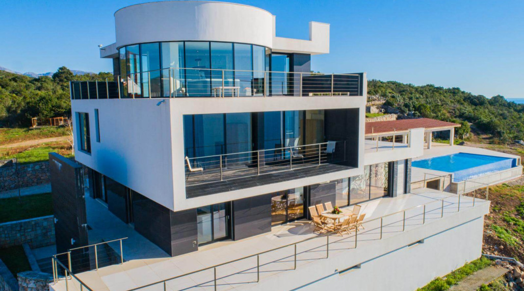 Exkluzívna vila s nádherným výhľadom na more v Krimovici, Čierna Hora