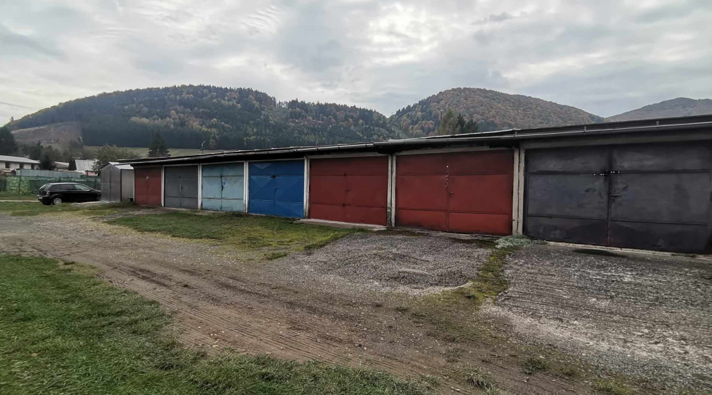 Radová garáž montovaná 18 m2, Valaská